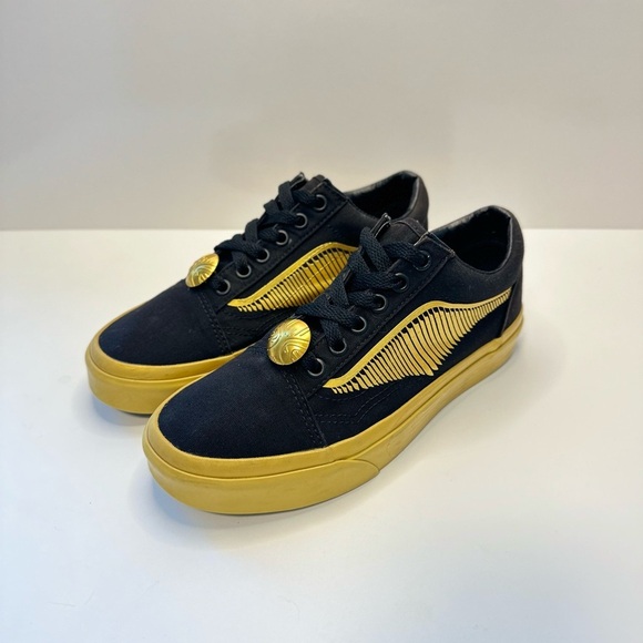 Limited edition Vans x Harry Potter “Golden Snitch” Sneakers – Size US Women’s 6 - Picture 2 of 10